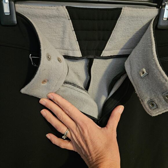 Spyder woman's insulated ski pants with padded knees - Picture 2 of 8